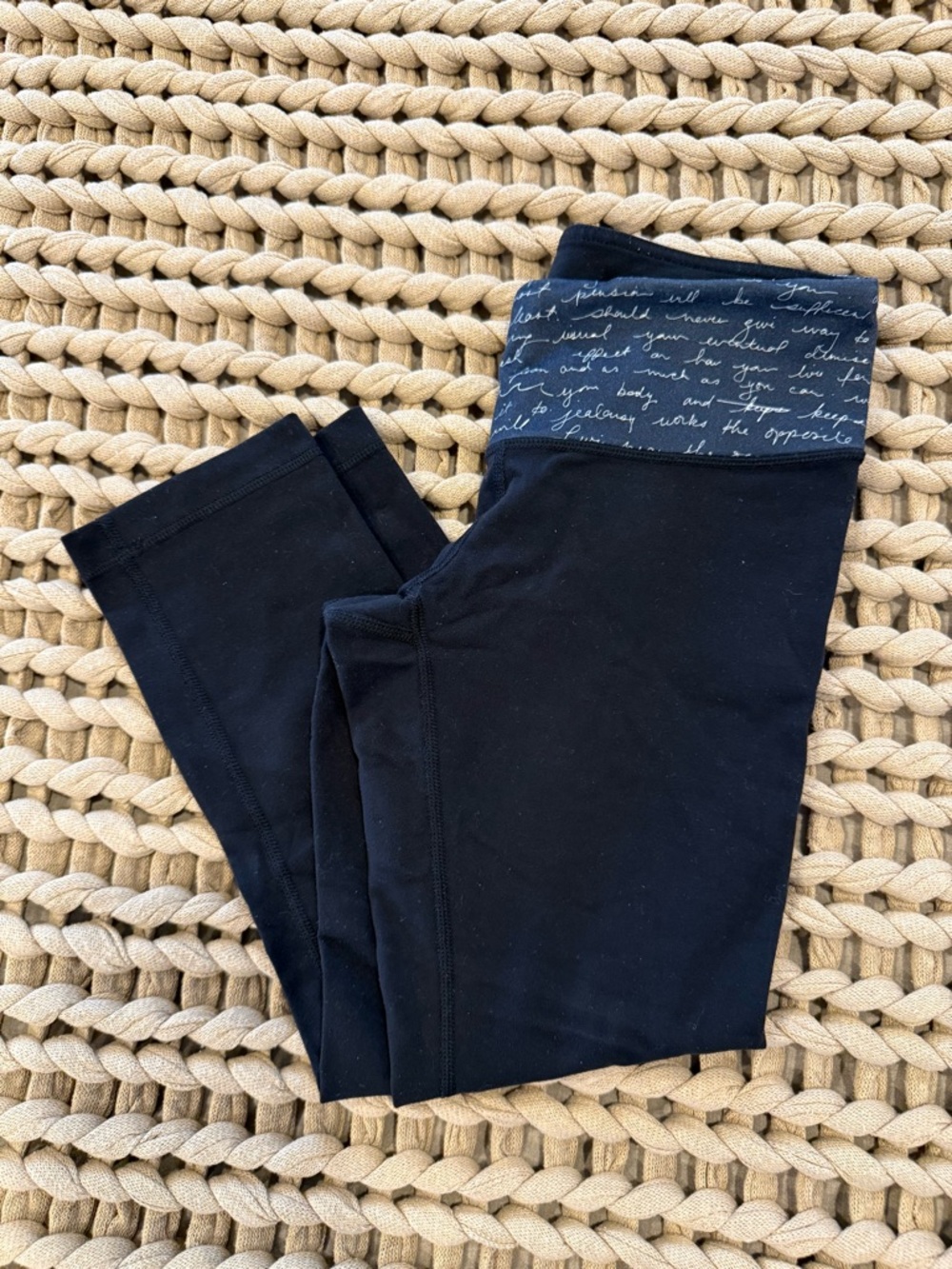Lululemon Black Capri Yoga Leggings Size 4
